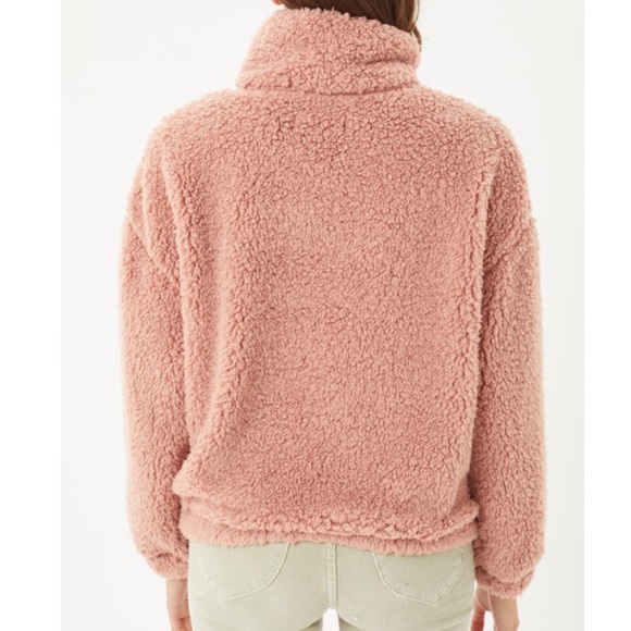 ✨LAST 1✨Cozy Pink Sherpa Plush Zip Up Pullover - Picture 4 of 5